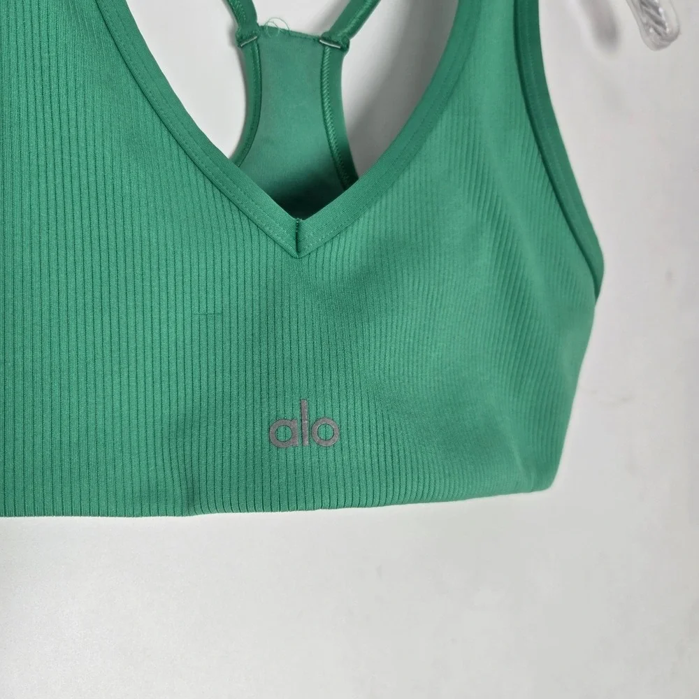 Alo Yoga XS Airlift Jump Start Ribbed Sports Bra Green Racerback V Neck Athletic